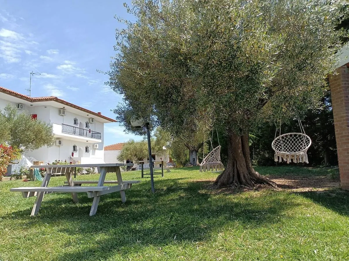 Marios Garden House Apartment Afytos
